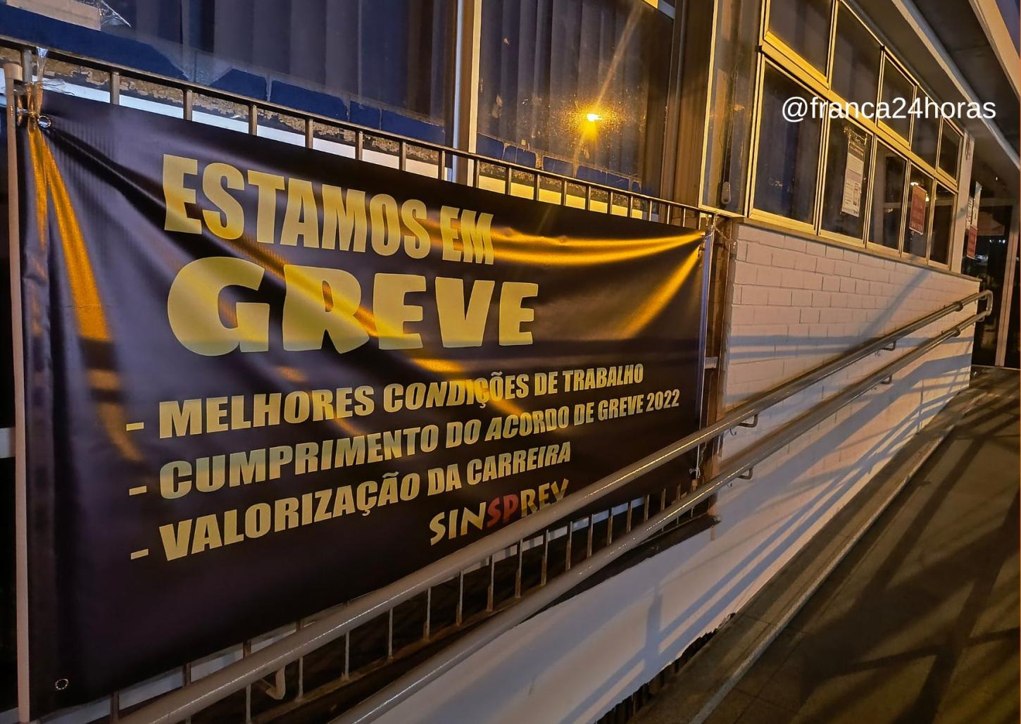 Funcionários da agência do INSS de Franca continuam em greve