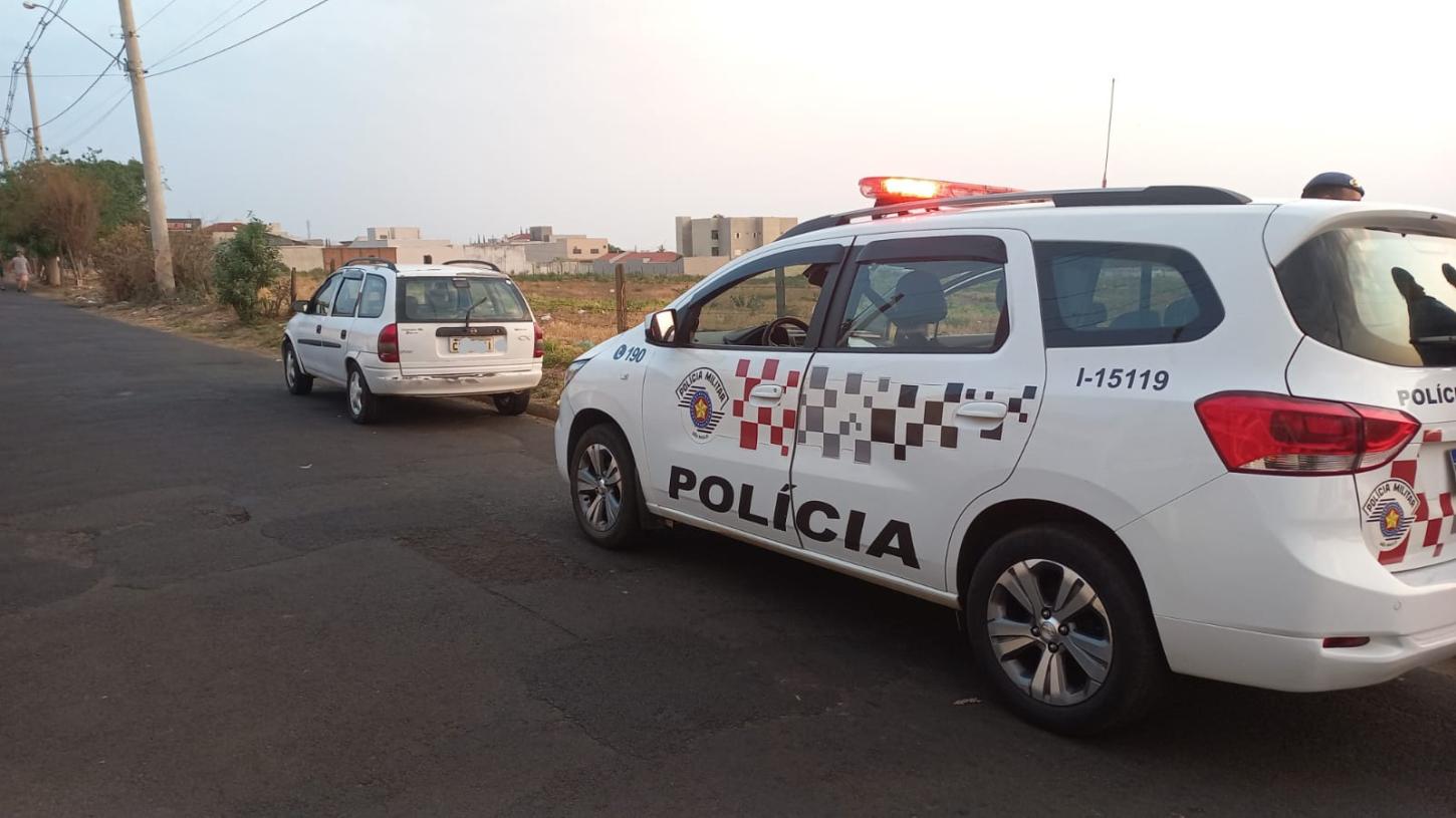 Carro furtado no Cidade Nova é encontrado pela Polícia Militar
