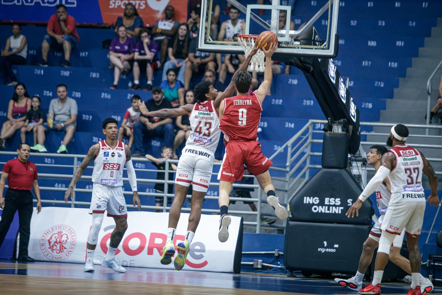 Franca toma virada no fim de jogo e perde para o Paulistano no Pedrocão
