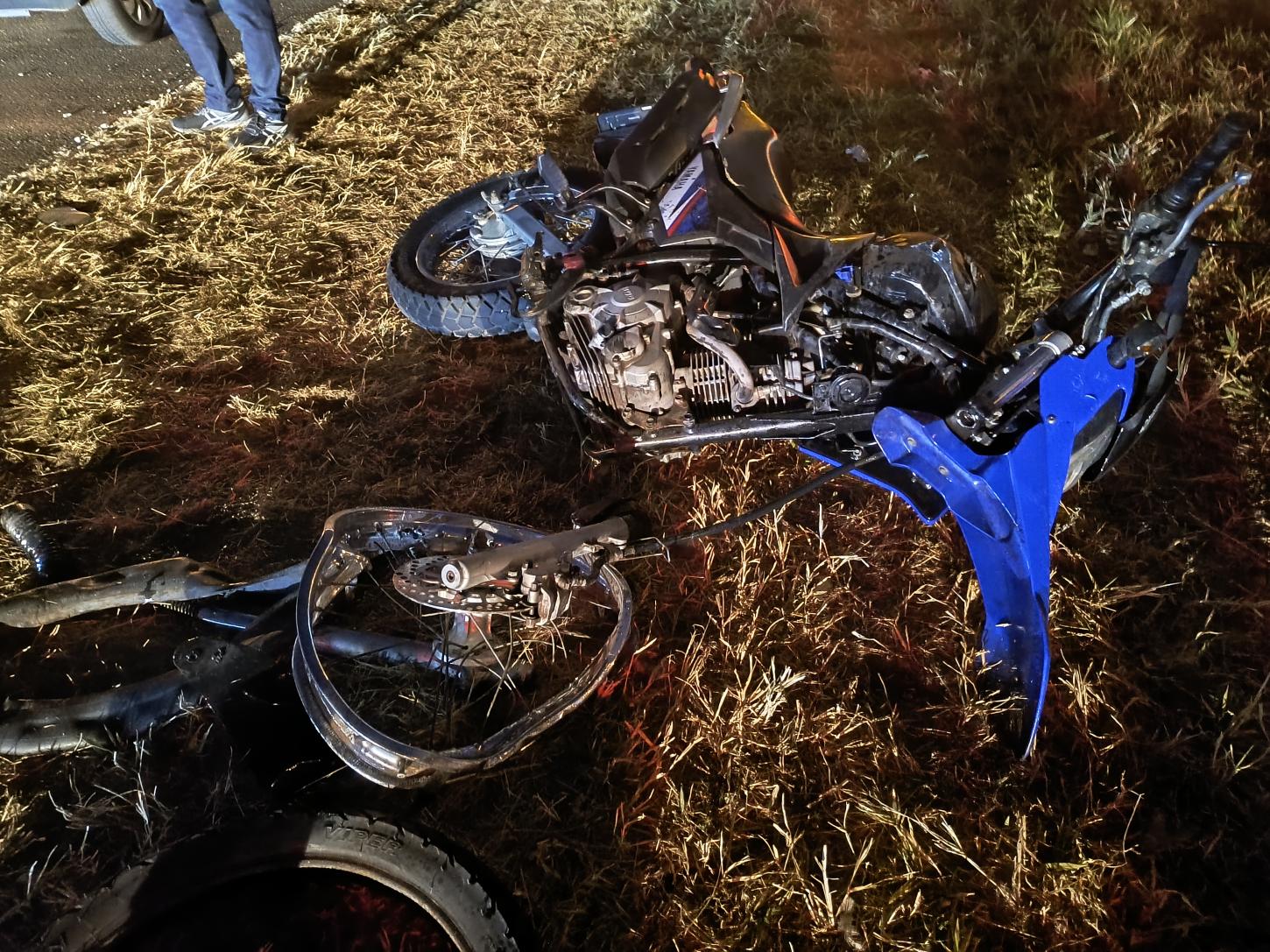 Motociclista sofre ferimentos graves em acidente na Cândido Portinari