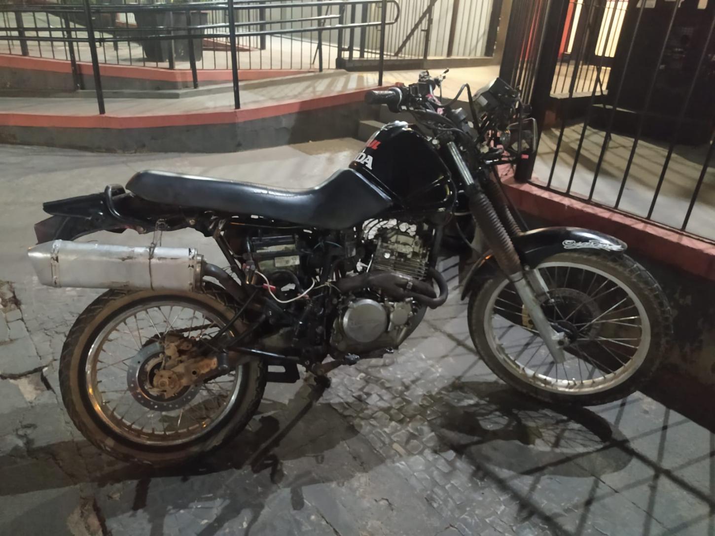 Moto furtada em Franca é recuperada por policiais militares da Rocam