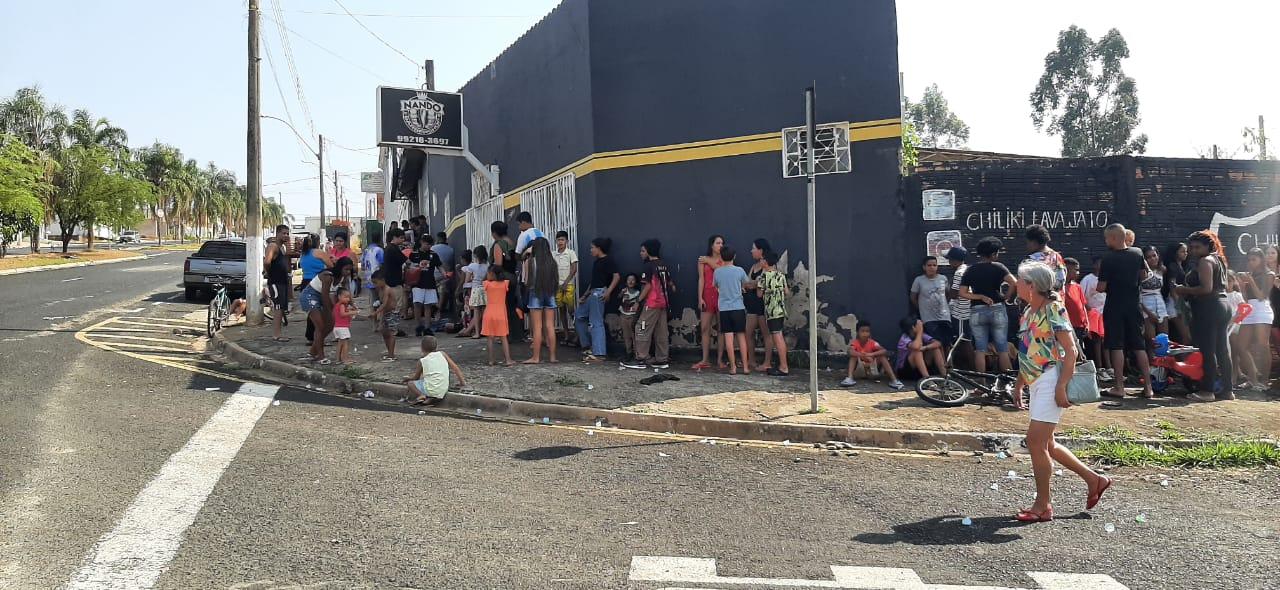 Ação social realizada há 13 anos faz alegria das crianças do Jardim Luiza