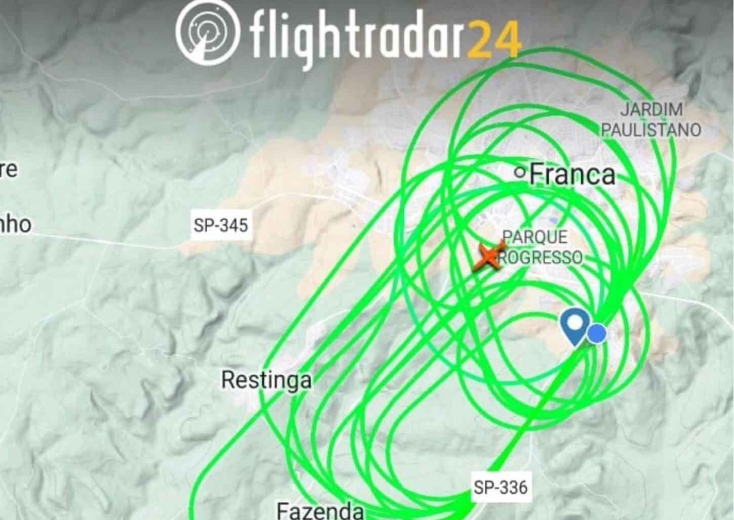 Avião da FAB realiza testes no aeroporto de Franca