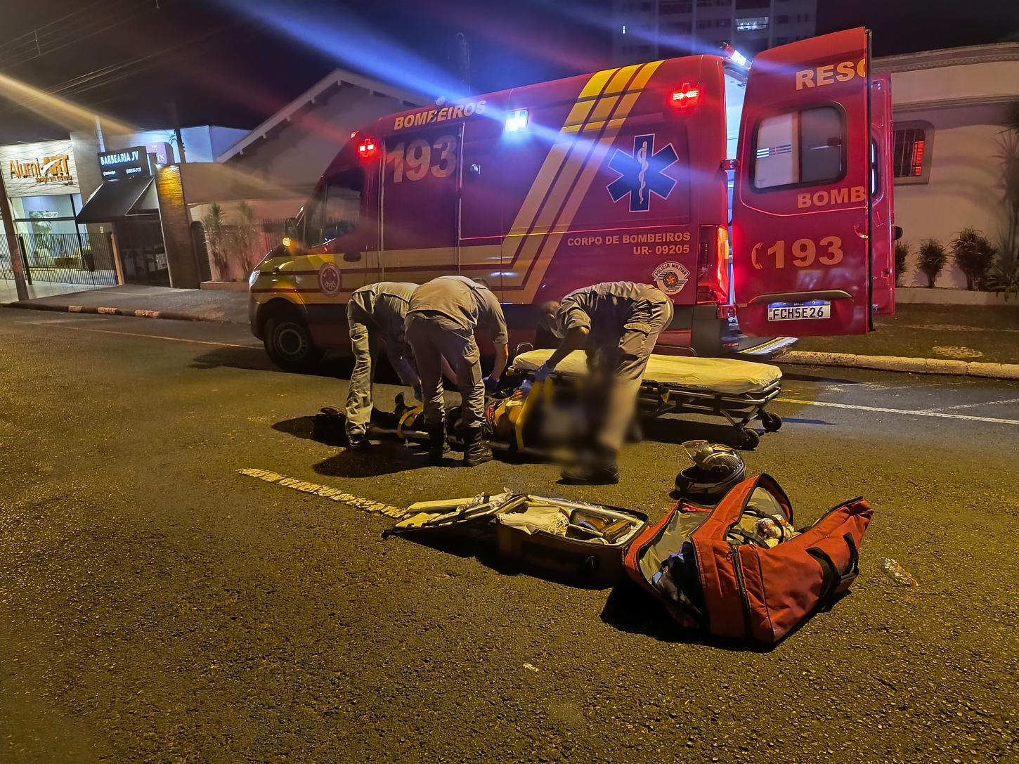 Entregador sofre fratura no braço em grave acidente na Major Nicácio