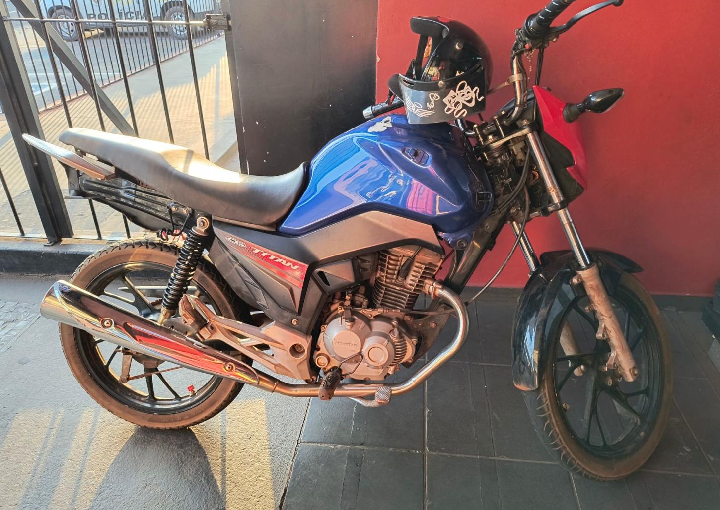 Polícia Rodoviária recupera moto possivelmente furtada ou roubada