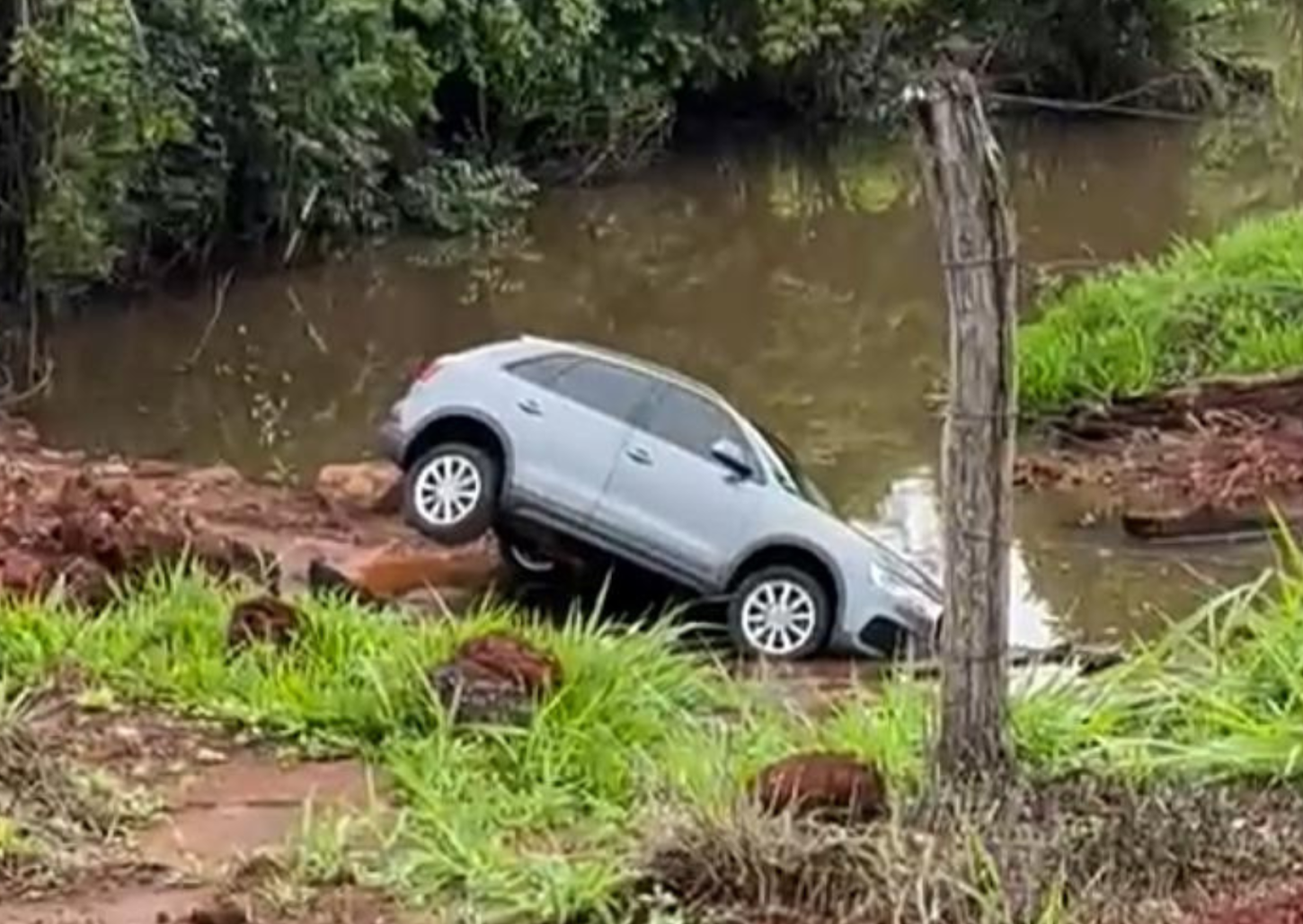 Ponte da rodovia Manoel Carrijo deve ser concluída neste mês; acidente aconteceu no trecho