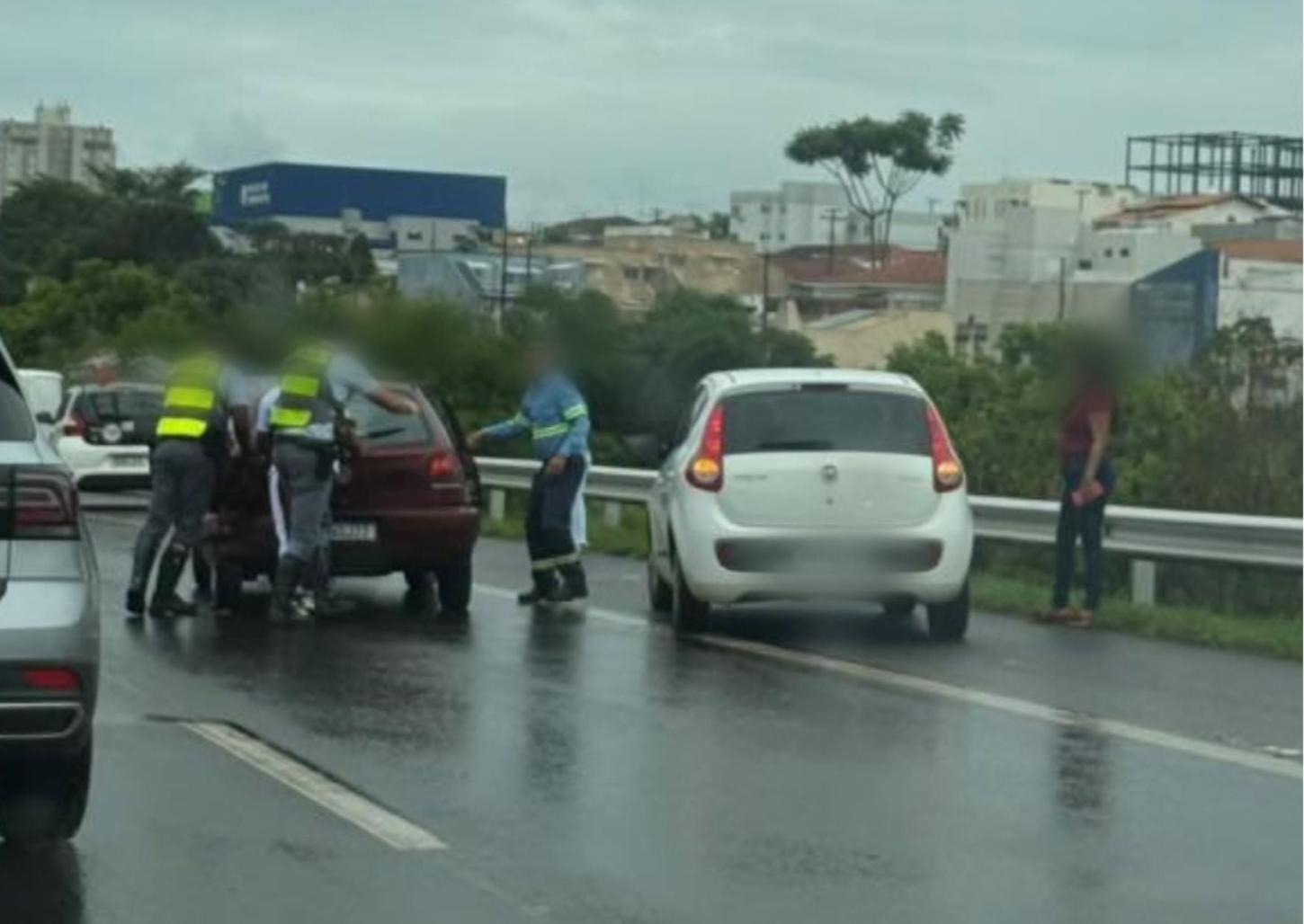 Engavetamento na rodovia Cândido Portinari deixa trânsito lento