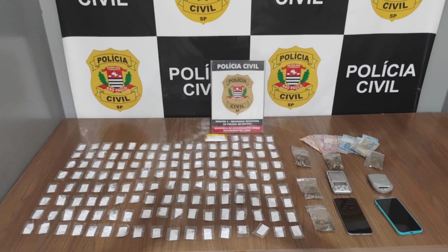 Homem é preso e menor apreendido pela DISE com cocaína no Jardim Panorama
