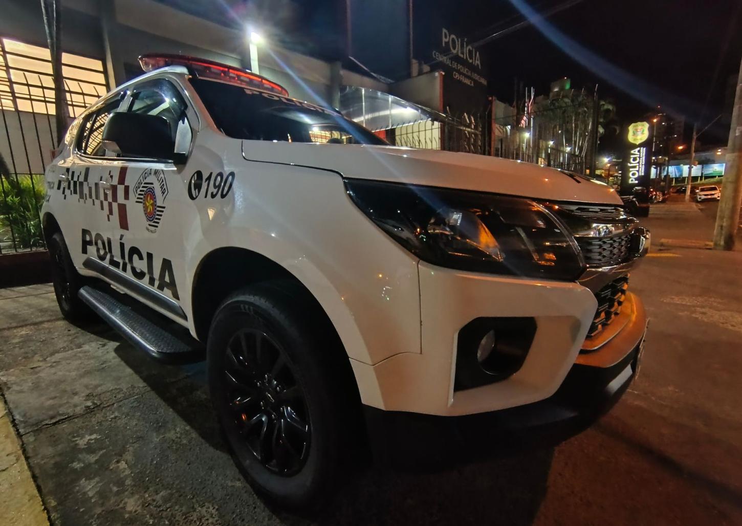PM cumpre mandados de prisão contra casal suspeito na morte de bebê