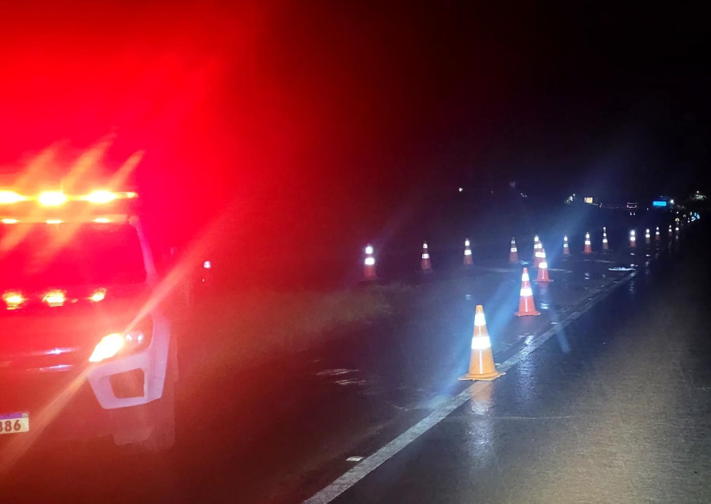 Risco de queda de ponte causa interdição na Fábio Talarico
