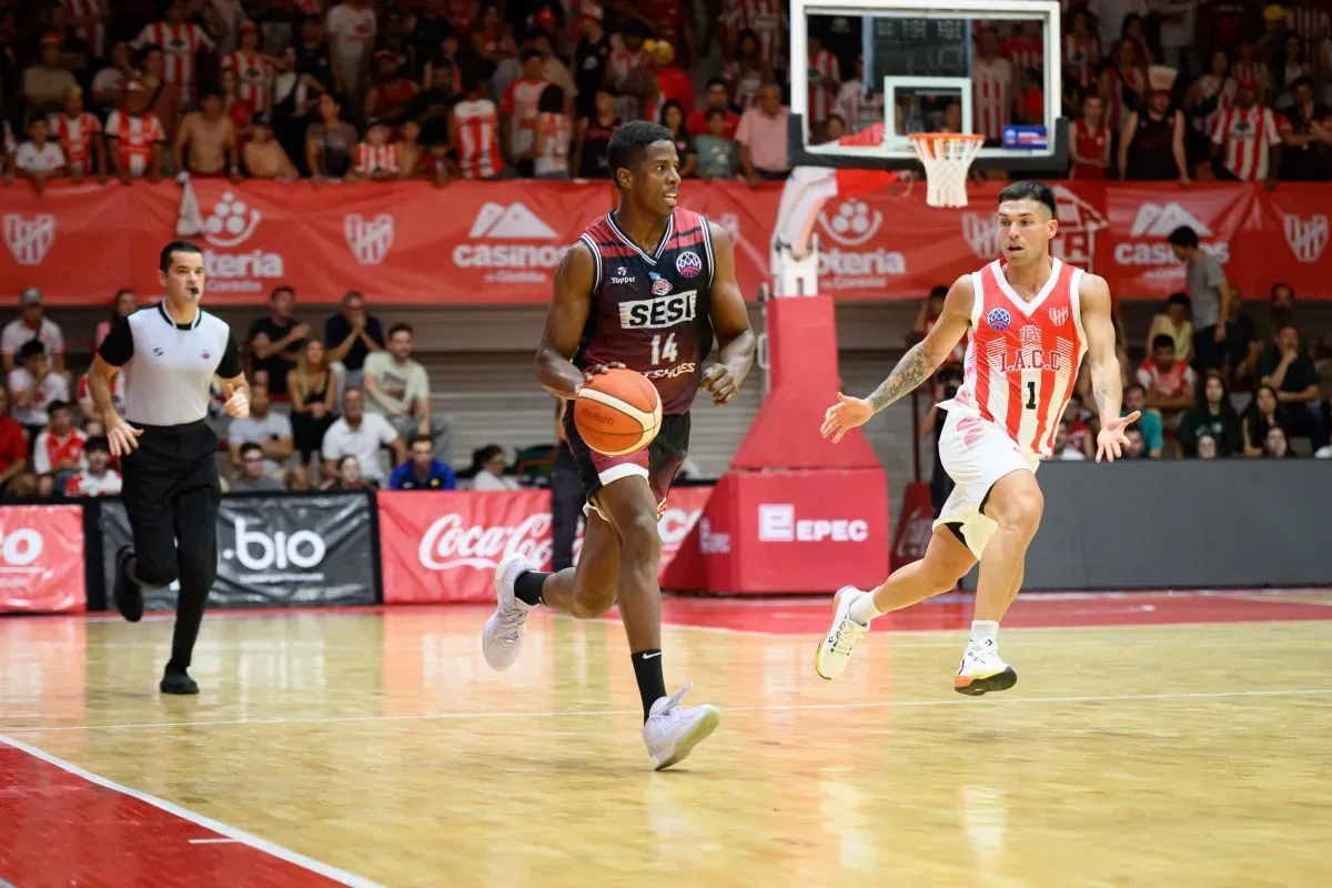 Franca vence Instituto de Córdoba na estreia da Champions league