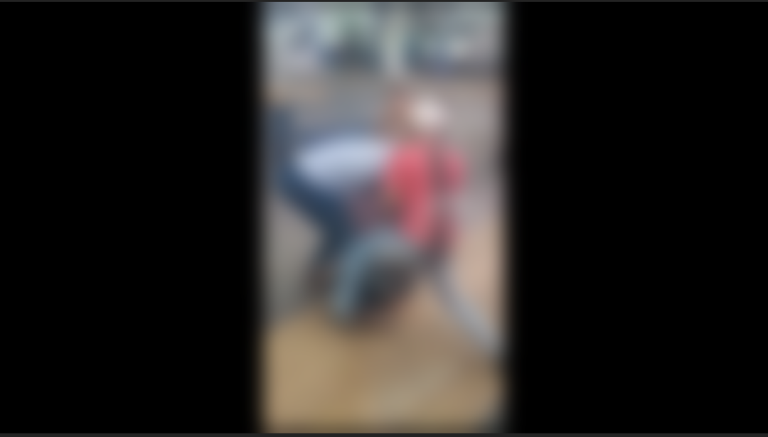 Suposto ladrão é espancado no terminal de ônibus 