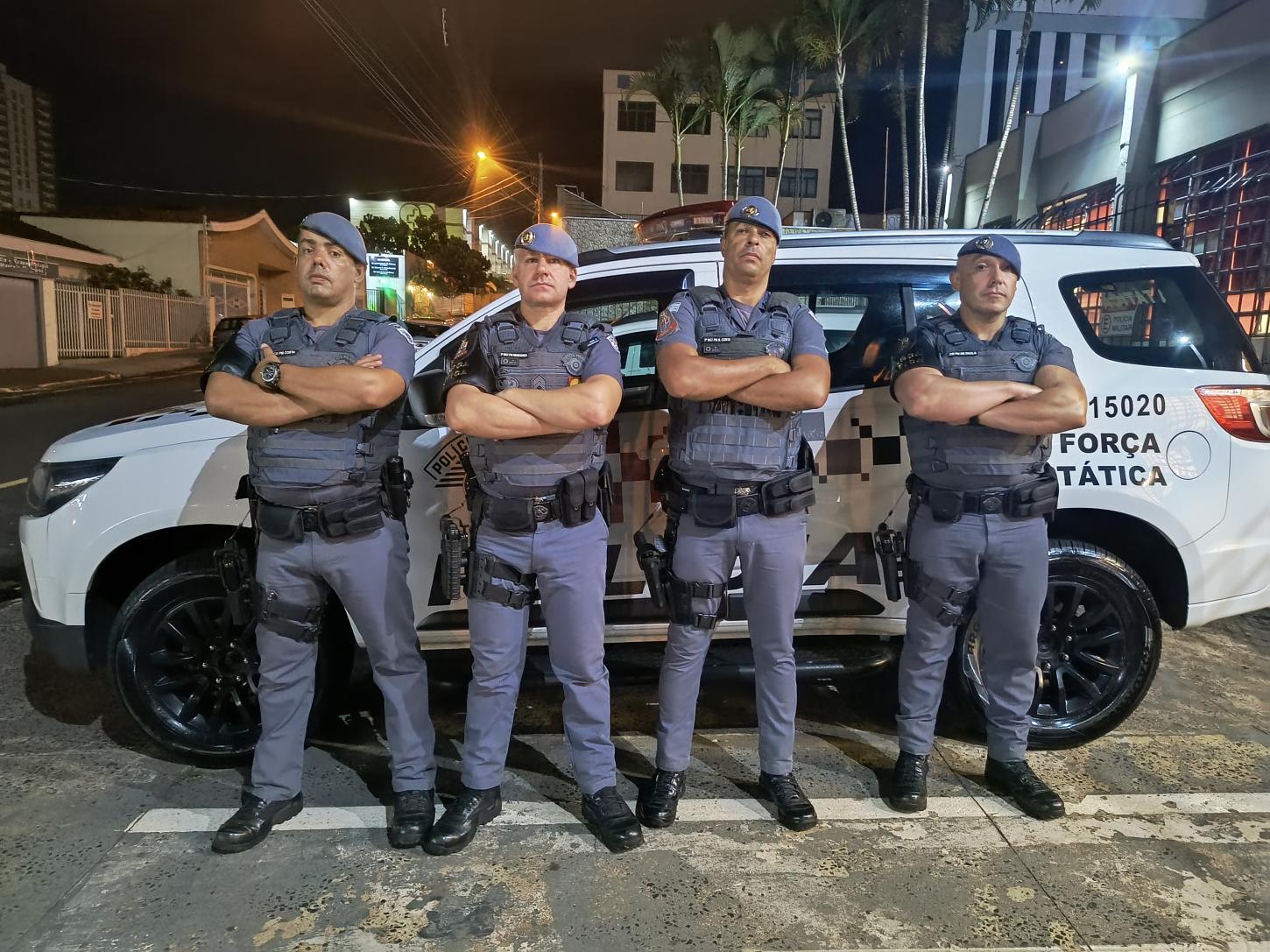 Dois são presos pela Força Tática com drogas e munições no Santa Bárbara