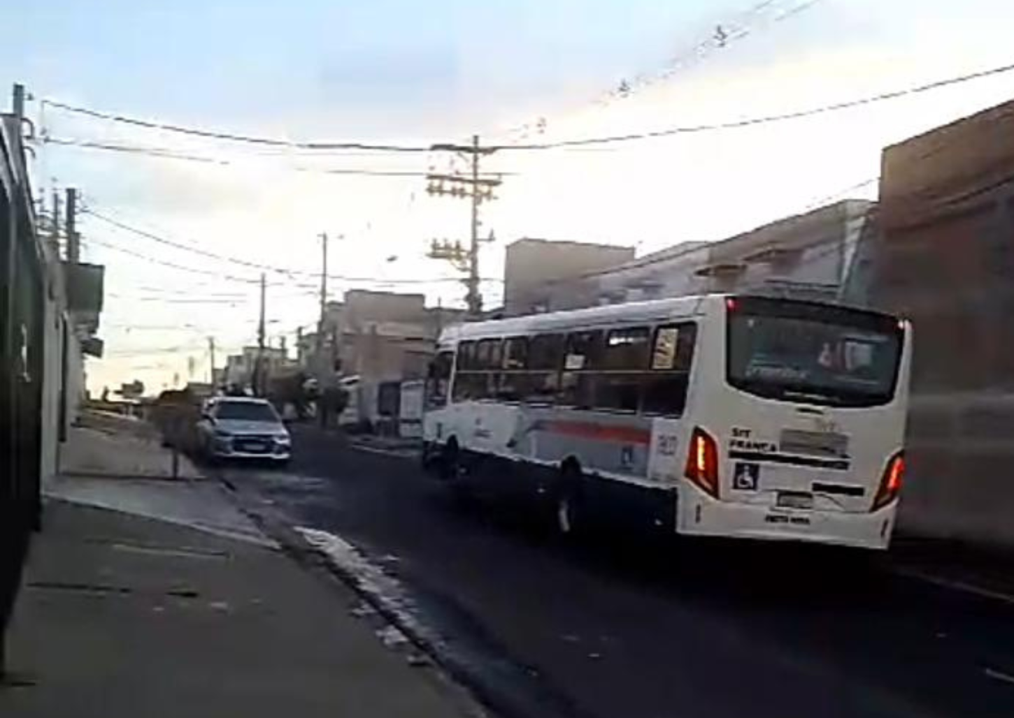 Linhas de ônibus tem horários alterados e prejudicam trabalhadores da zona sul