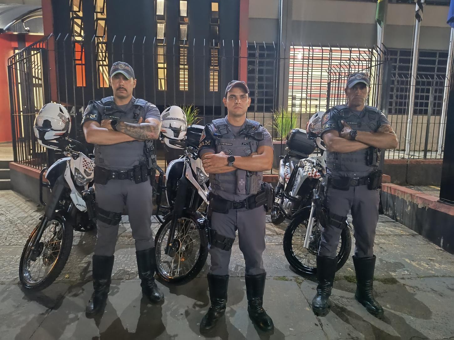 Policiais da Rocam prendem traficante no Parque Vicente Leporace