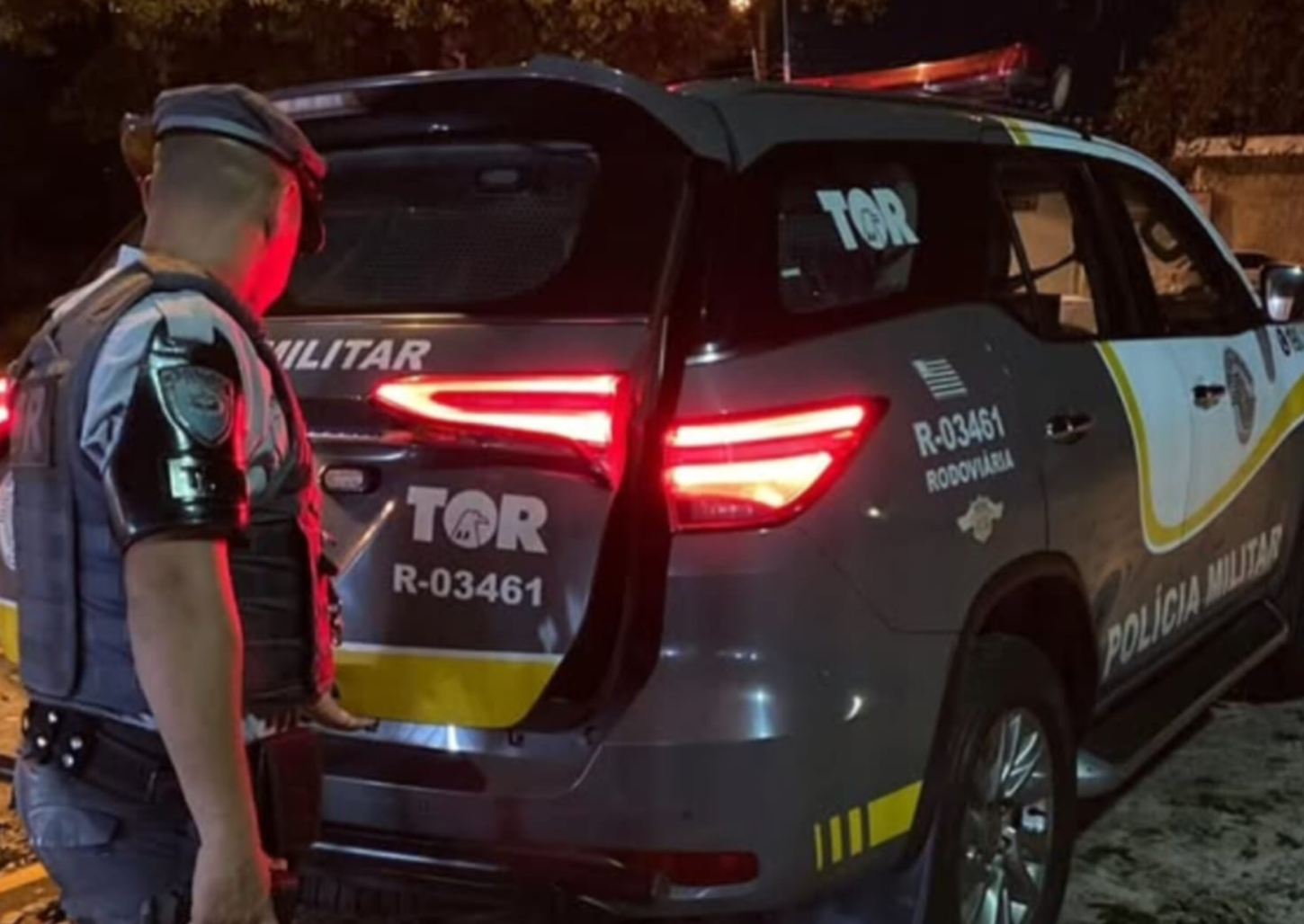 TOR captura traficante a apreende celular furtado em rodovia