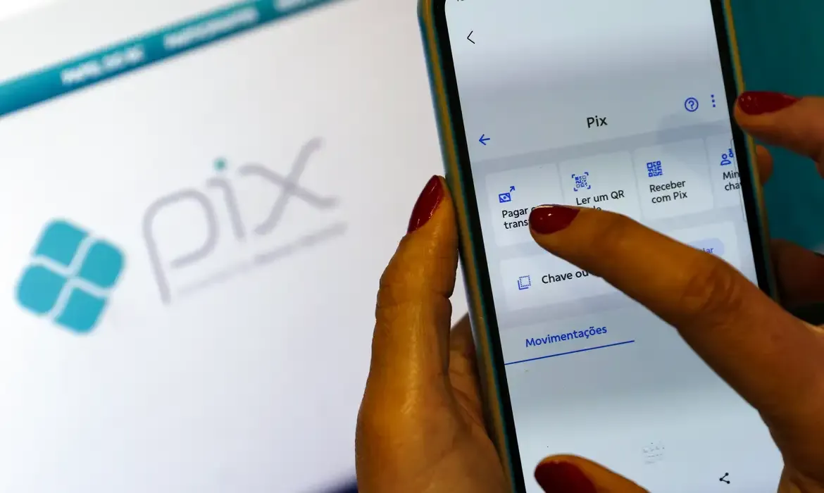 Bancos disponibilizam aproximação por Pix nesta sexta-feira (28)