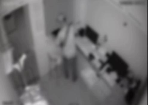 Câmera de segurança flagra furto em loja de roupas íntimas