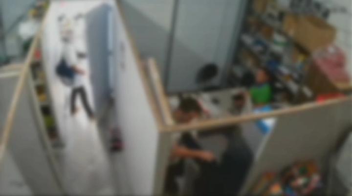 Cliente é baleado durante assalto em farmácia de Delfinópolis (MG)