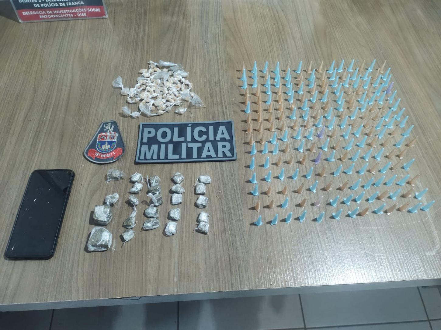 PM prende traficante no Aeroporto com maconha, cocaína e crack