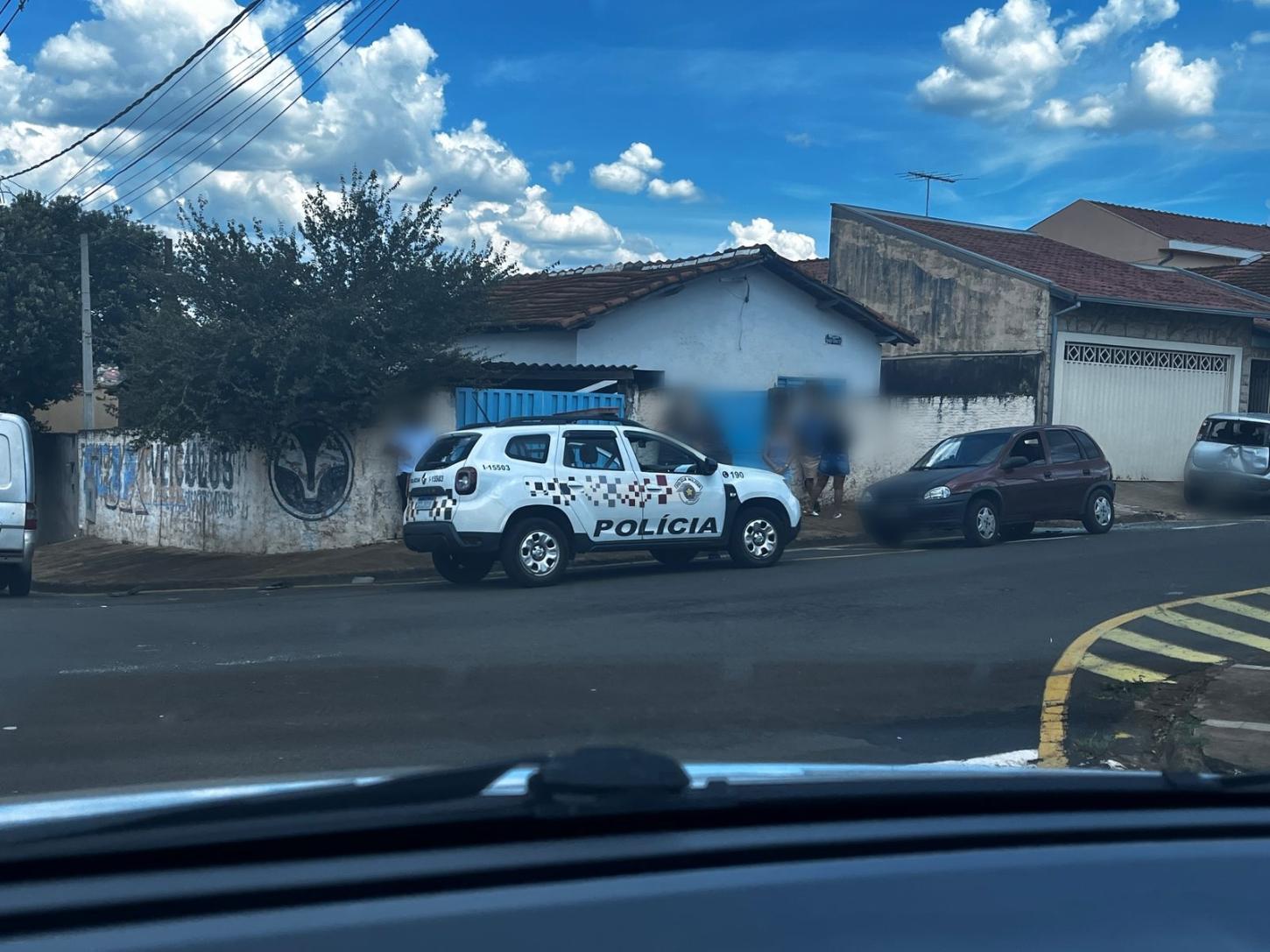 Acidente entre três veículos deixa idosa ferida no Parque São Jorge