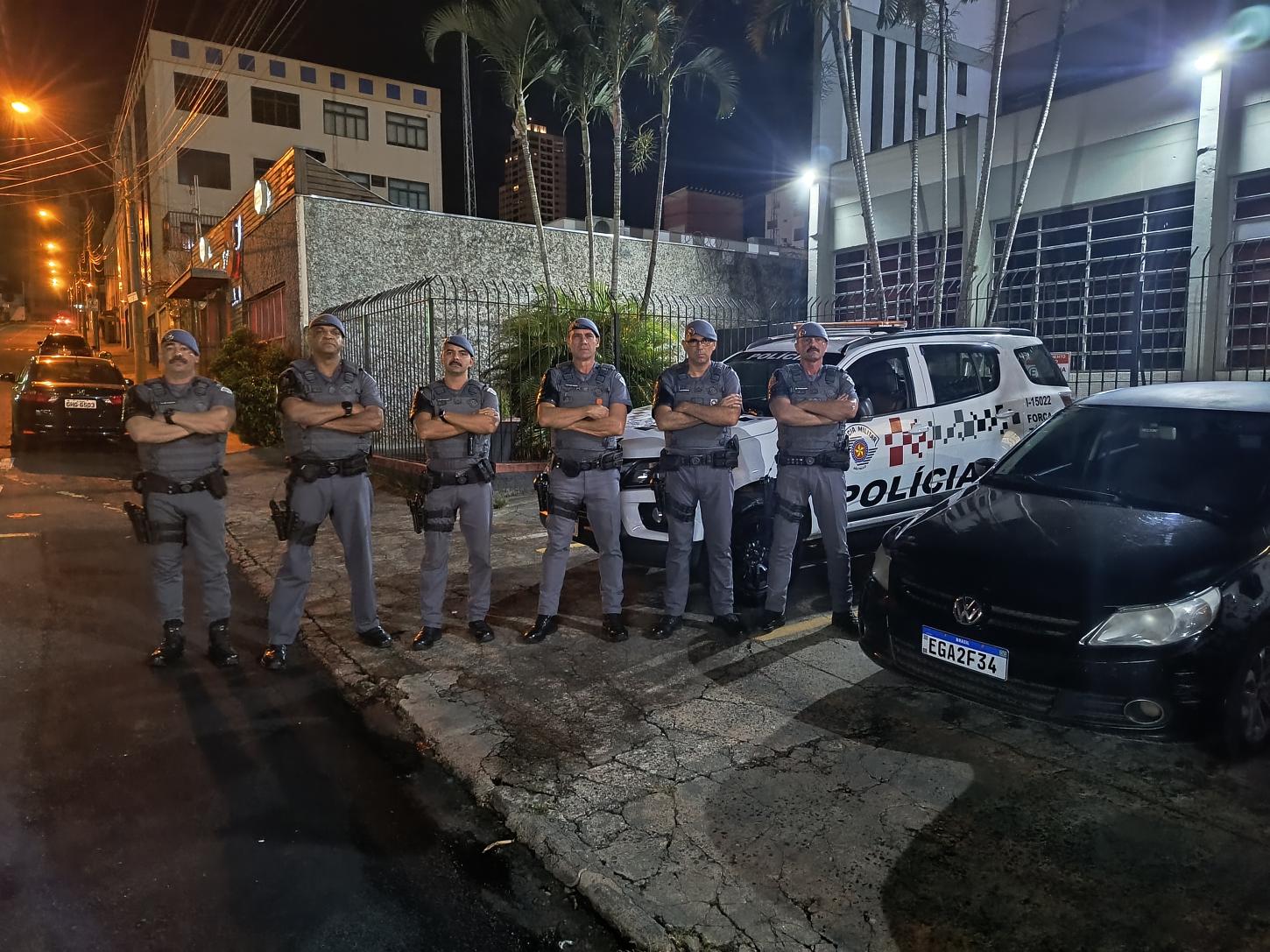 Homem vai a igreja com carro furtado e acaba preso pela Força Tática