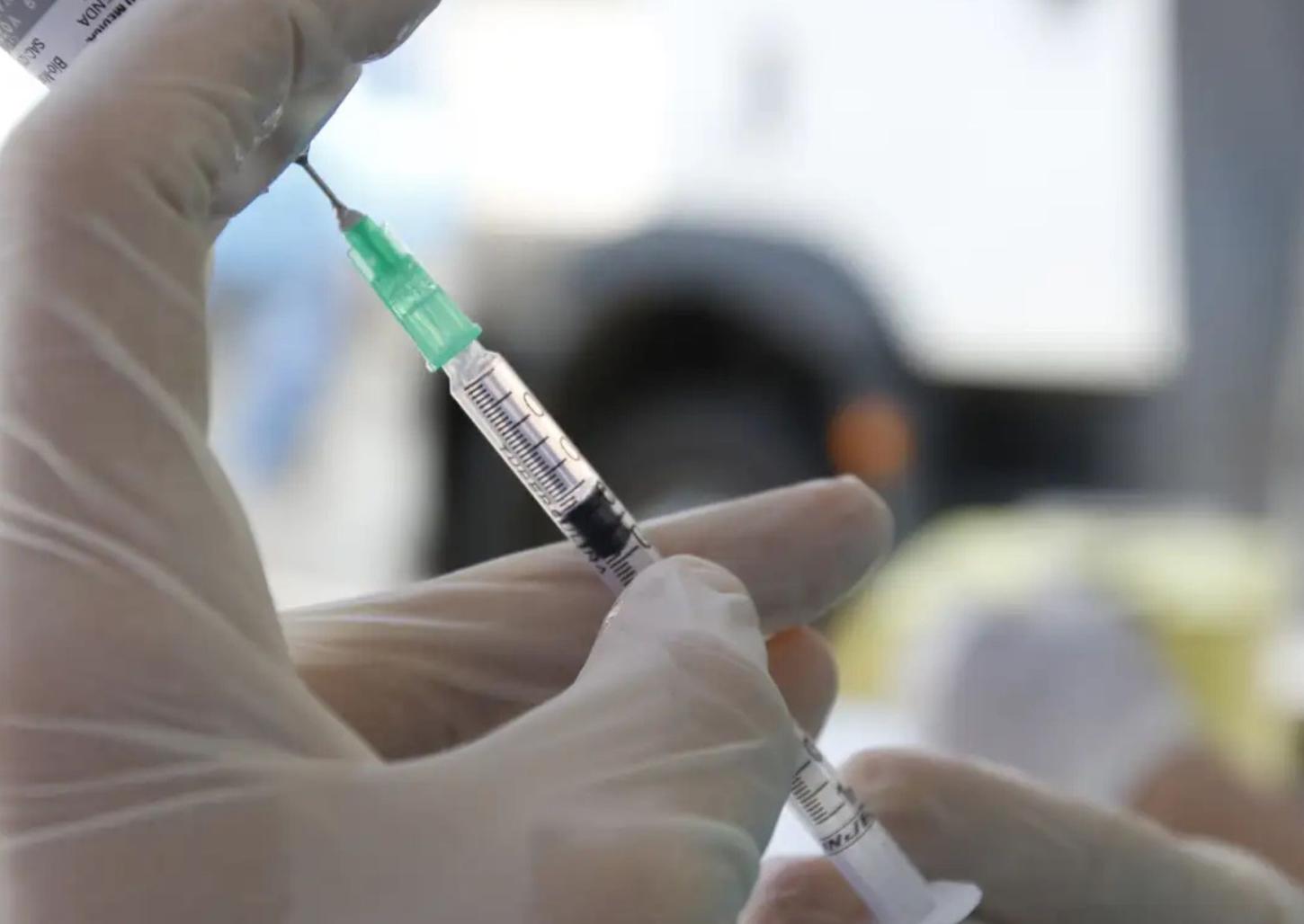 Mutirão contra febre amarela, DTPA, HPV e ACWY acontece no shopping