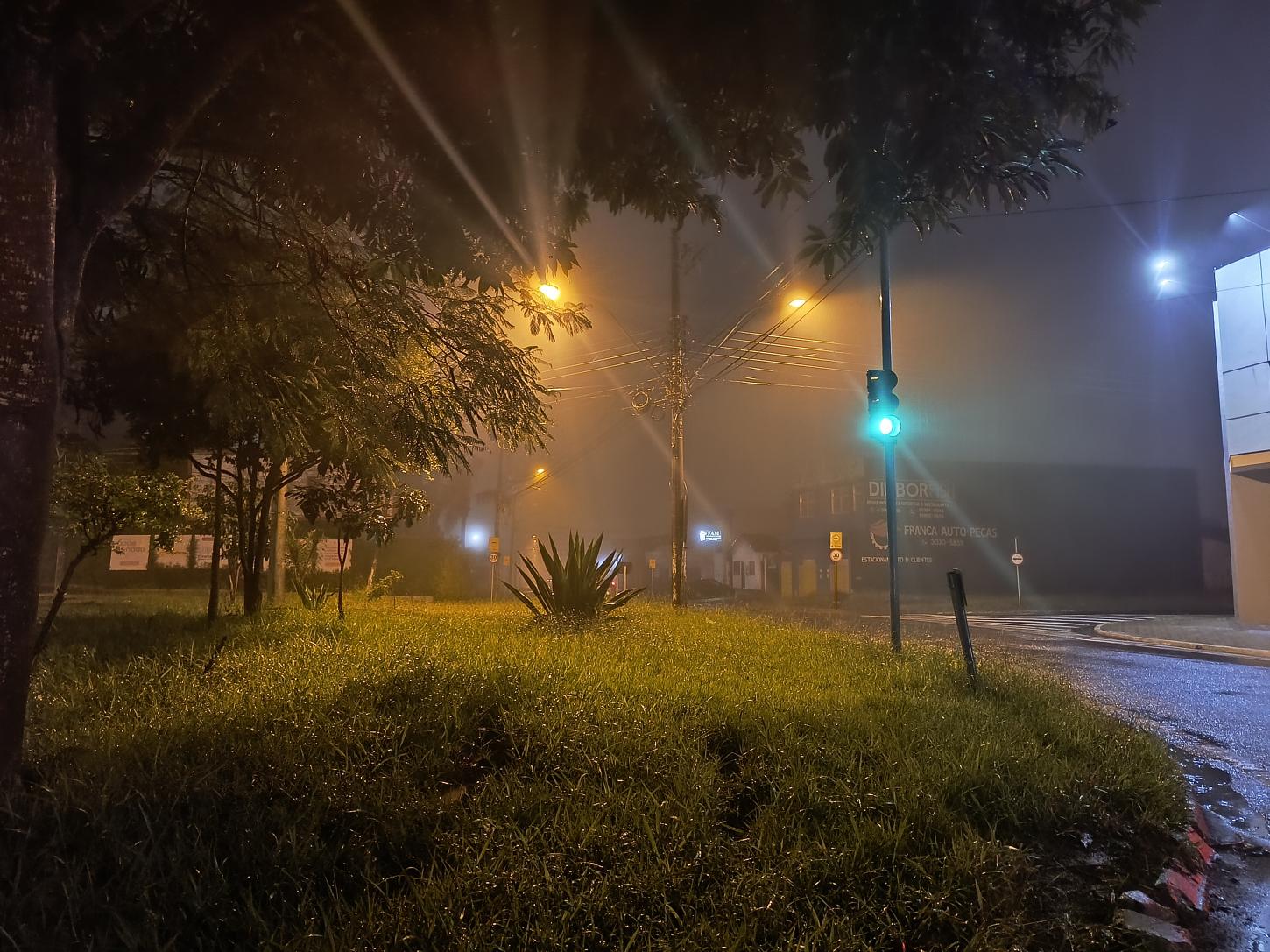 Fim de domingo é marcado pela neblina; semana deverá ser chuvosa em Franca