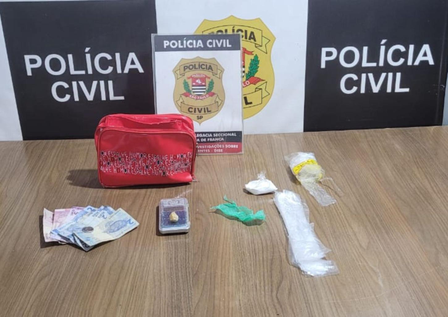 Operação da DISE na Santa Cruz prende homem por tráfico de drogas