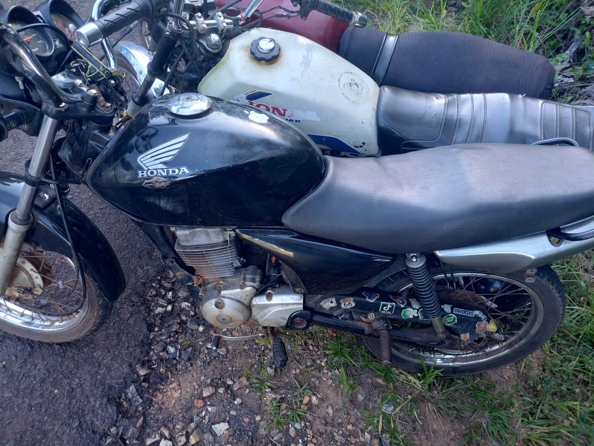Motos sem placas são apreendidas pela Polícia Militar no Estreito