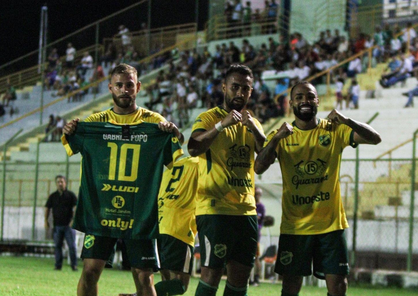 XV de Jaú vence Francana no Lanchão e homenageia Gabriel Popó