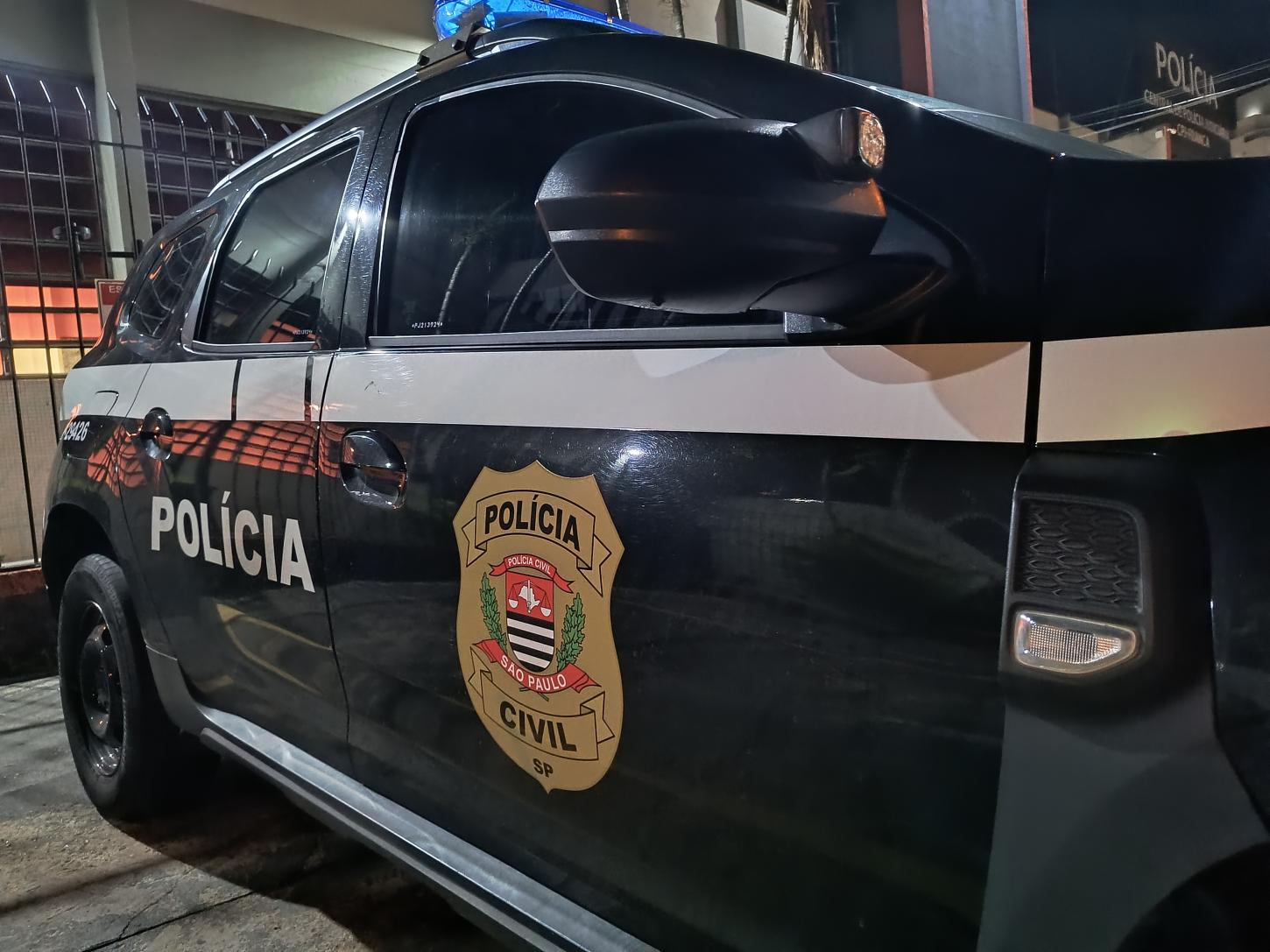 Quadrilha tranca vigilante em banheiro e arromba cofre de posto na Vila Real