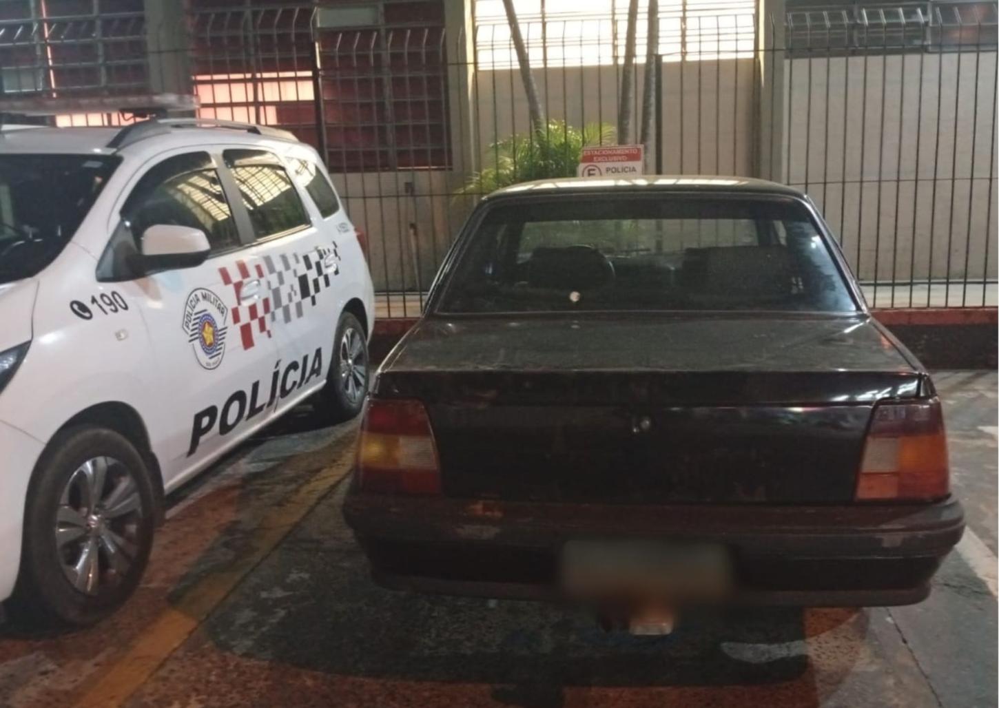 Homem compra carro na Feira do Rolo por R$ 500 e acaba preso pela PM