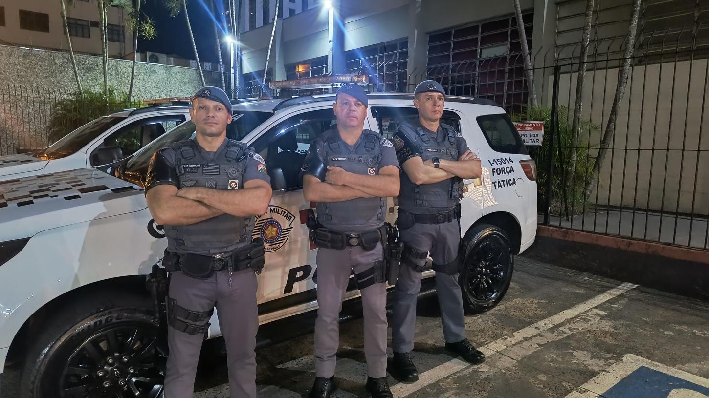 Traficante é preso pela Força Tática durante a operação Impacto Total