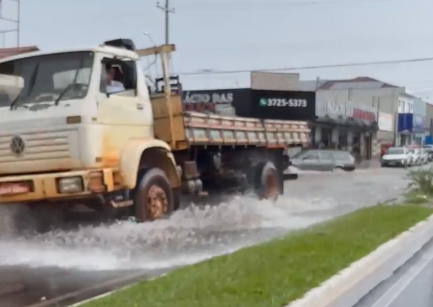 Trecho da avenida Adhemar de Barros vira 