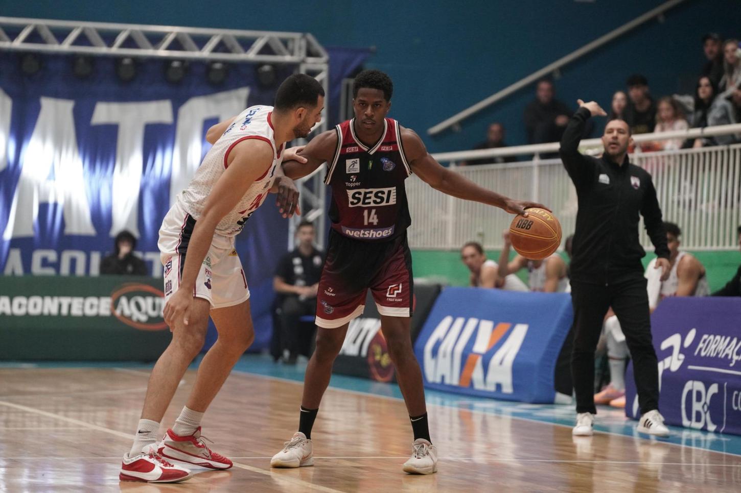 Franca vence o Pato e abre vantagem nas oitavas de final do NBB