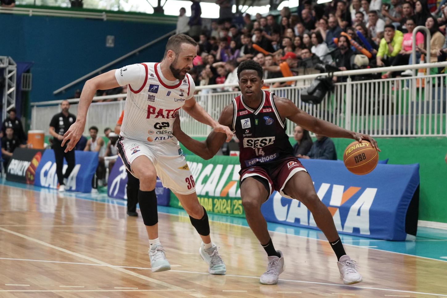 Franca vence o Pato fora de casa e continua embalado no NBB