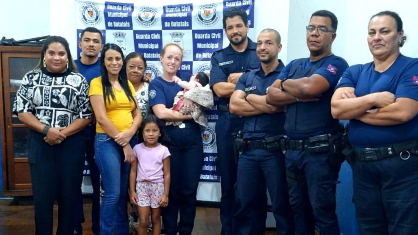 GCM salva bebê engasgada com leite materno em Batatais