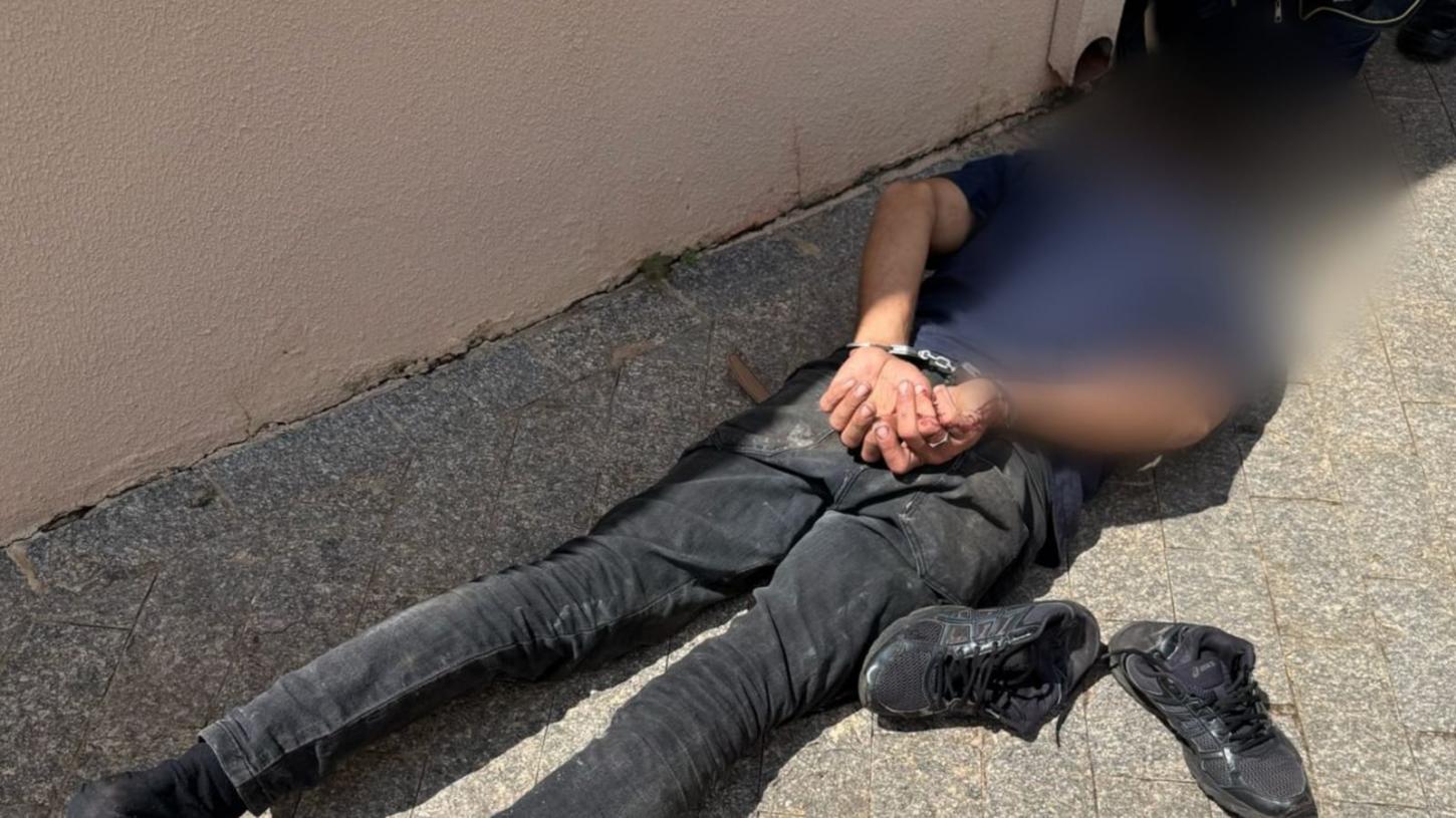 Homem tenta agarrar mulher no Higienópolis e é preso pela PM