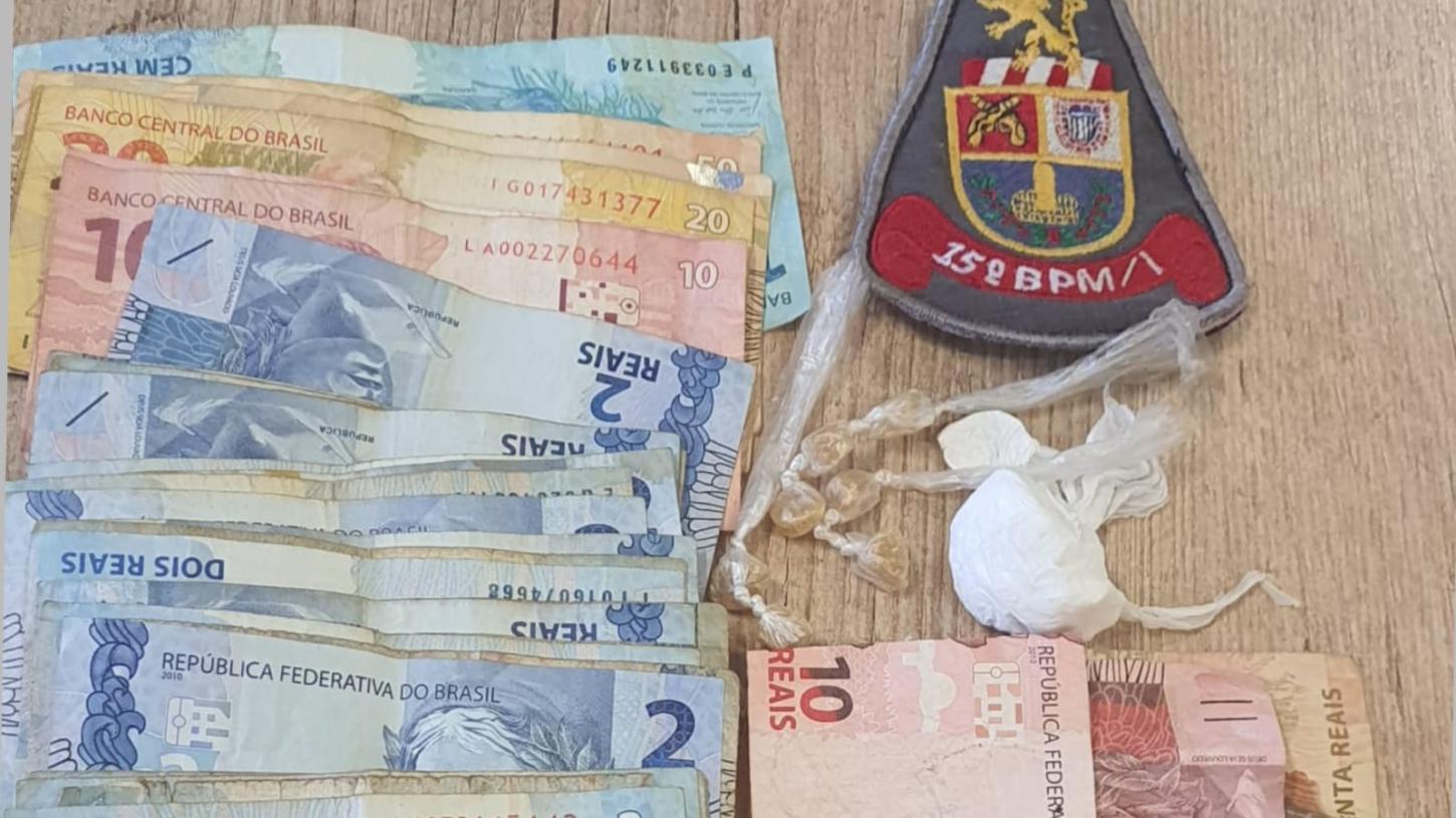 Policiais militares prendem dois traficantes no Jardim Ipanema