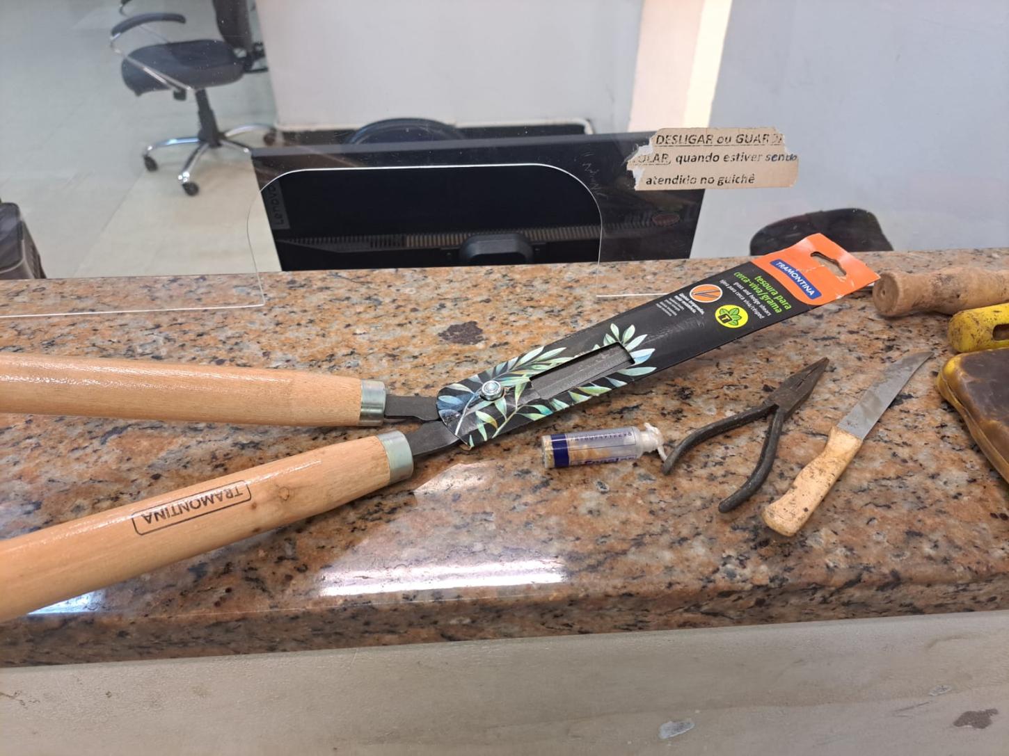 Homem é detido pela GCM com drogas e ferramentas de origem duvidosa