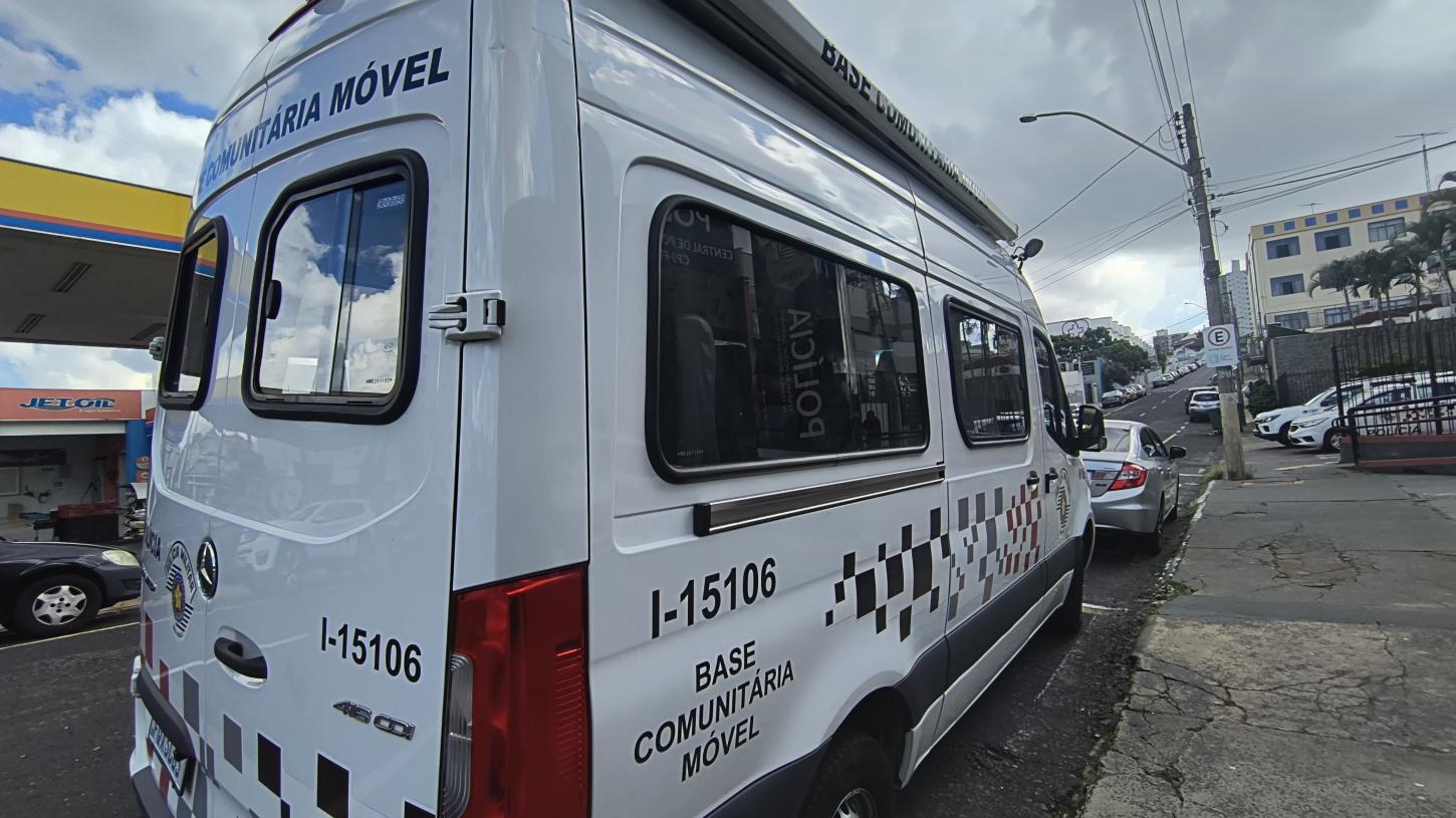 Homem mostra órgão genital para mulher no Centro e é detido pela PM