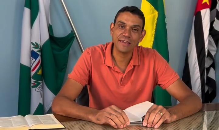 Câmara de Cristais Paulista instaura comissão para investigar prefeito