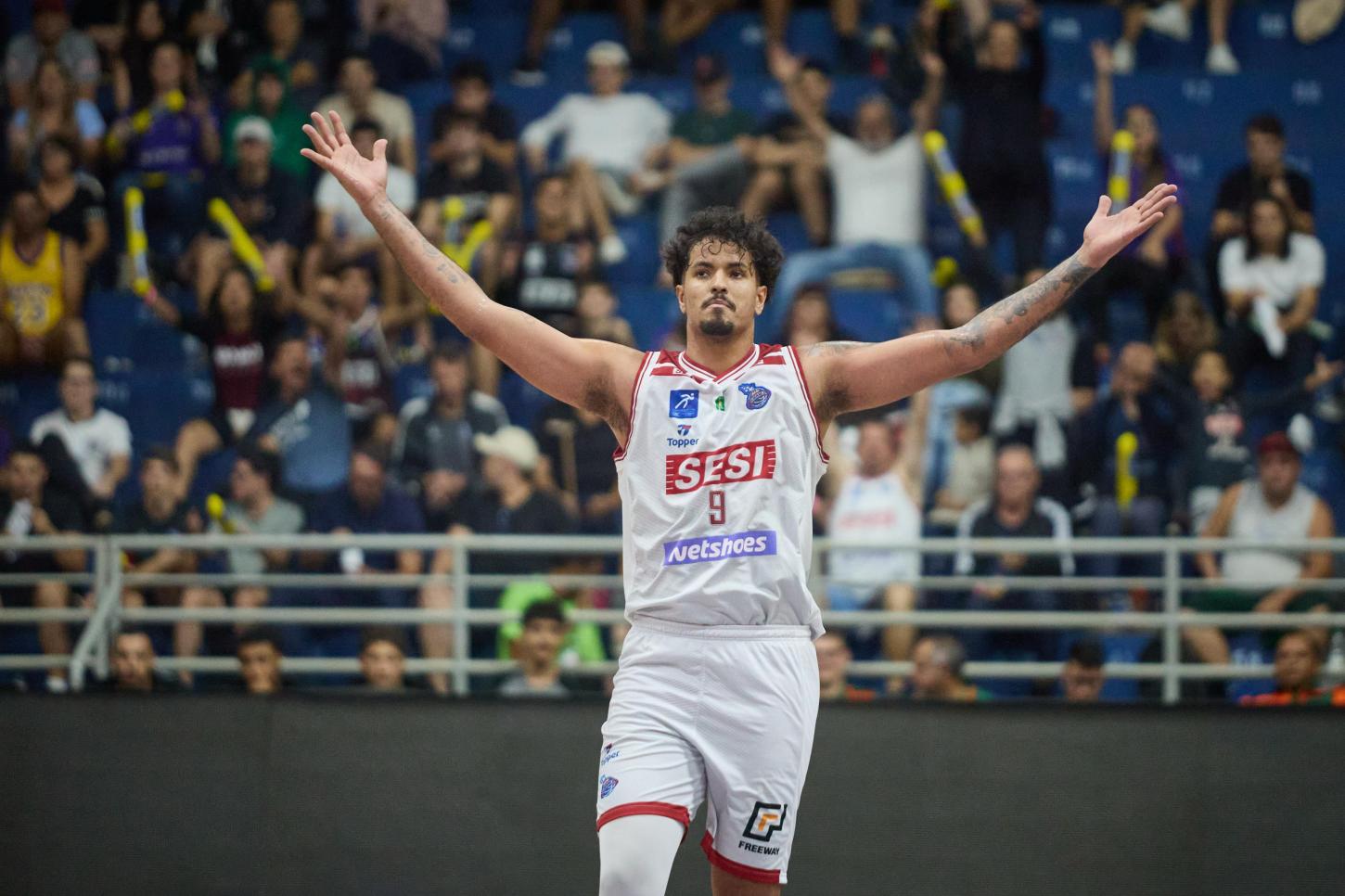 Franca vence Pinheiros e enfrentará o Flamengo na semifinal do NBB