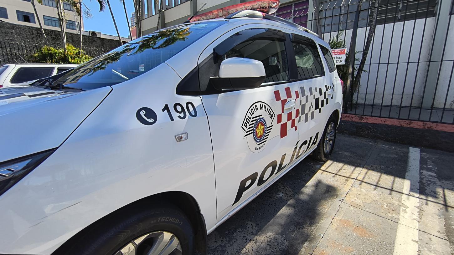 Homem é preso pela PM após mostrar órgão genital para adolescente