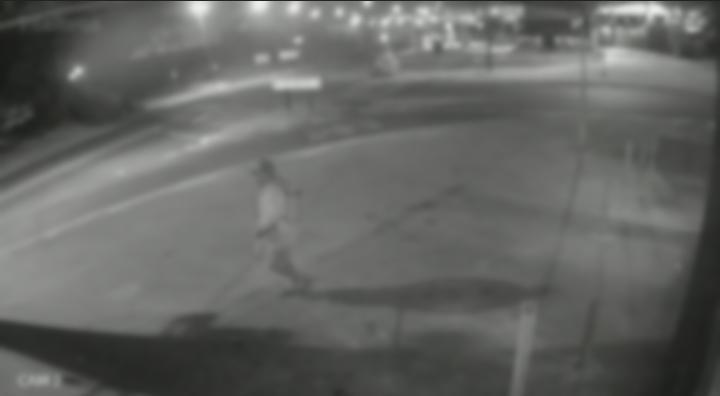 Bandido é flagrado furtando hidrômetro em mercado