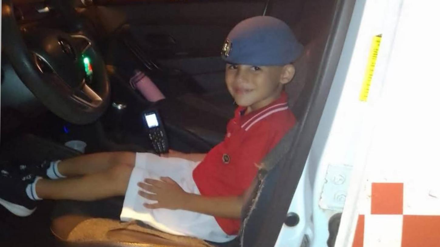 Menino de 6 anos que morreu após queda é sepultado em Miguelópolis