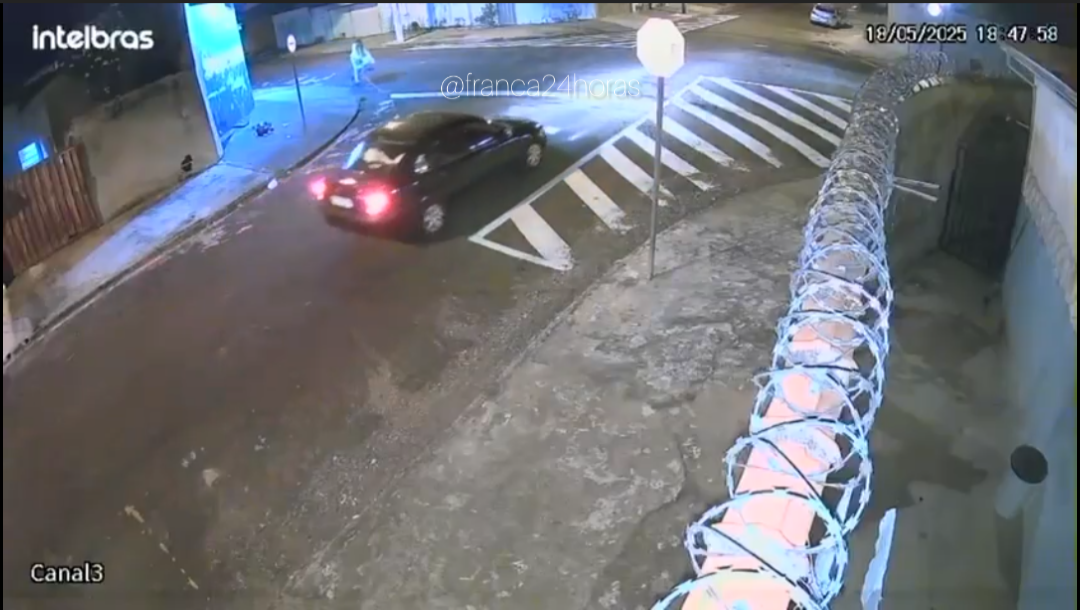 Ciclista é atropelado por carro no Jardim Portinari