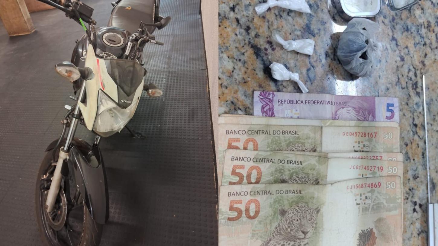 PM apreende drogas e localiza moto adulterada na zona norte de Franca