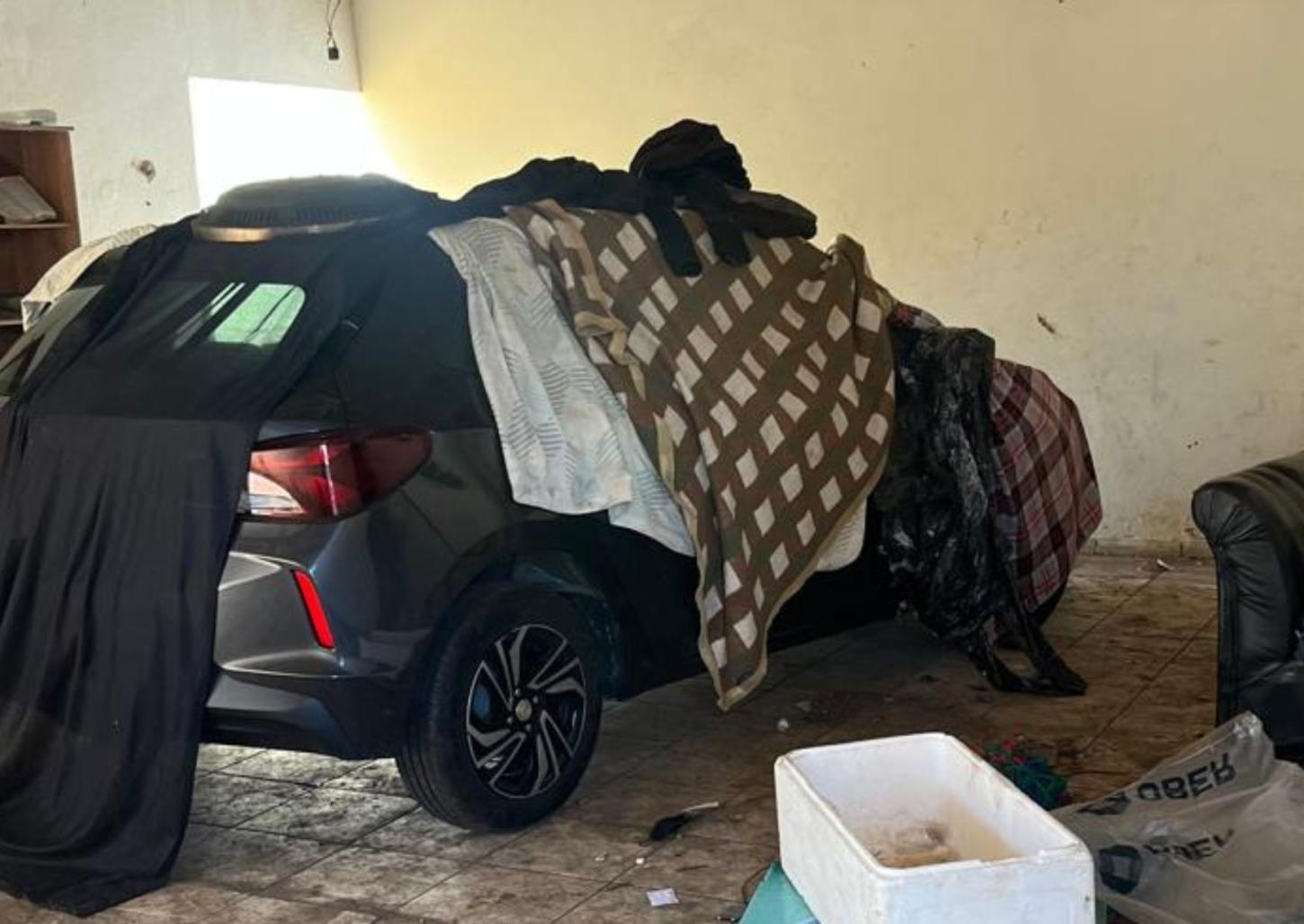 Polícia Civil fecha biqueira e recupera carro furtado no Leporace